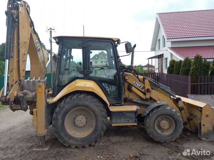 Экскаватор-погрузчик CAT 426F2, 2021