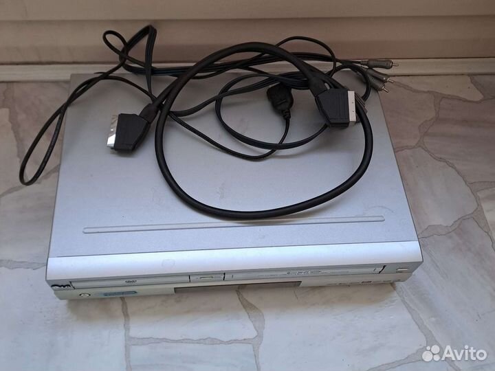 DVD и кассетный плеер