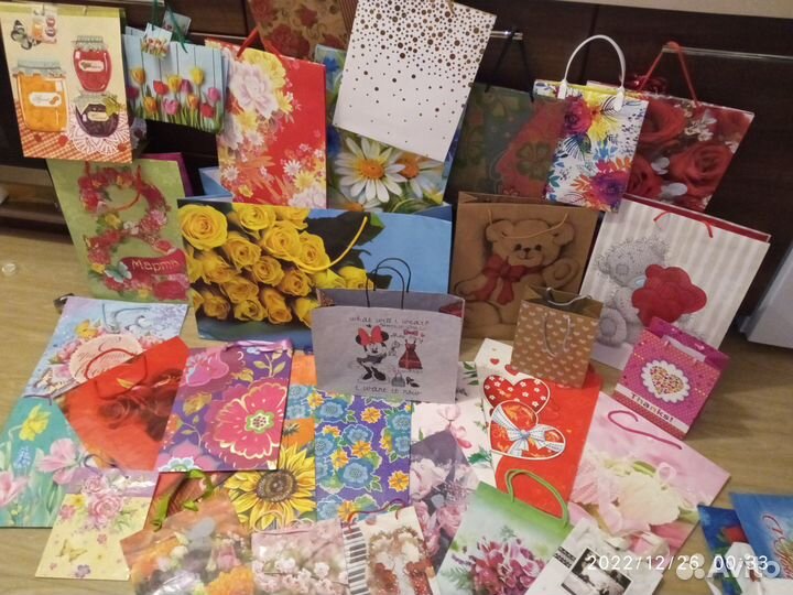 Подарочные пакеты на любой праздник. много