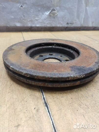 Тормозной диск передний левый Opel Astra H Z16XE