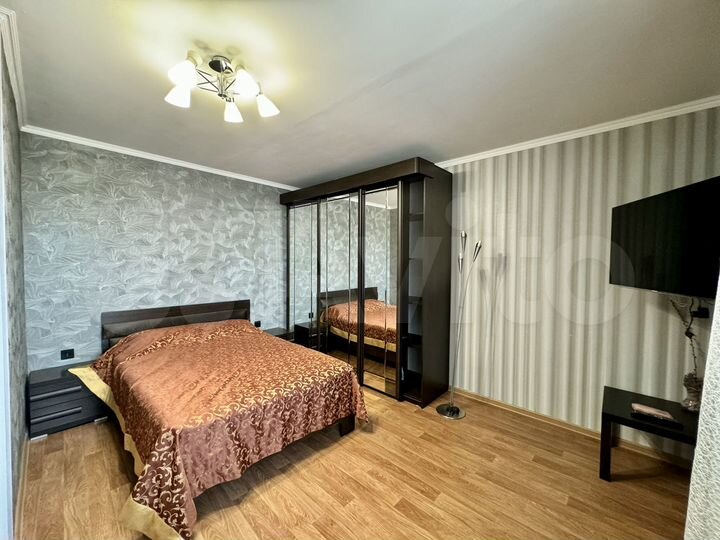 1-к. квартира, 35 м², 9/9 эт.