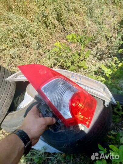 Задний левый фонарь honda accord 8