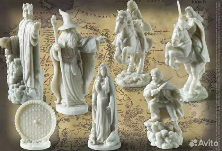 Новые шахматы Властелин колец в коробке