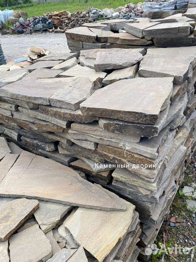 Плитняк песчаник 