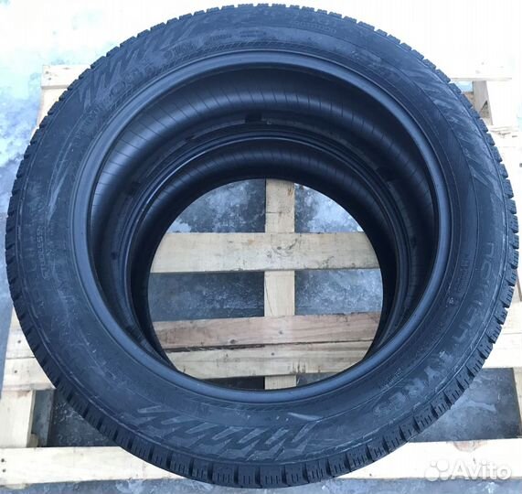 Nokian Tyres Hakkapeliitta R5 SUV 245/50 R20