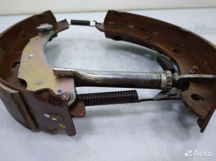 Колодки тормозные задние правые Volkswagen Polo 6