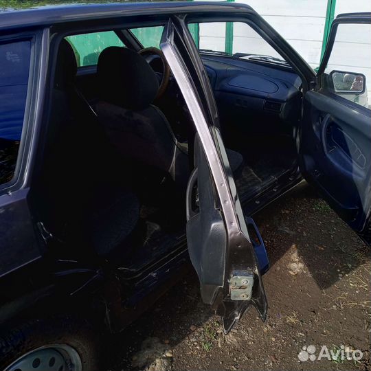 ВАЗ 2114 Samara 1.5 МТ, 2004, битый, 301 250 км