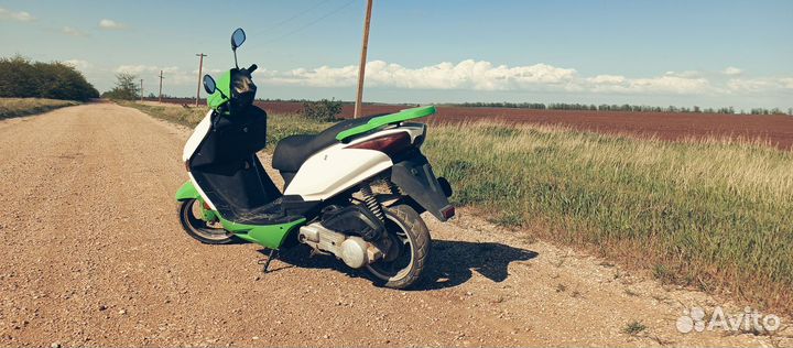 Скутер 150кубов