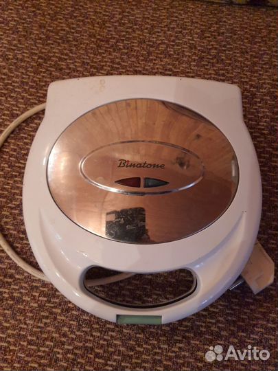 Электрическая вафельница. Binatone