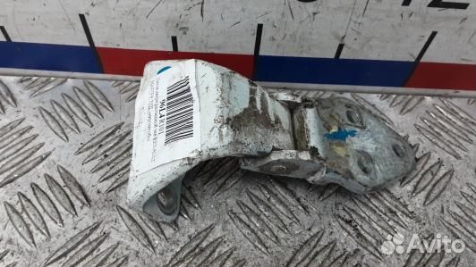 Петля двери распашной левой renault master 2 (96L0