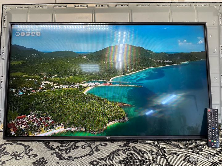 Телевизор LG SmartTV 43 диагональ