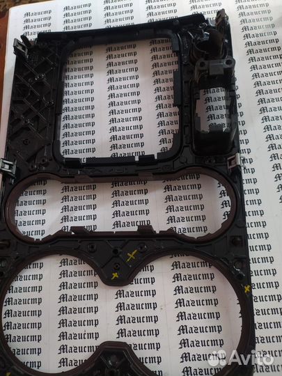 Накладка на консоль АКПП VW Touareg