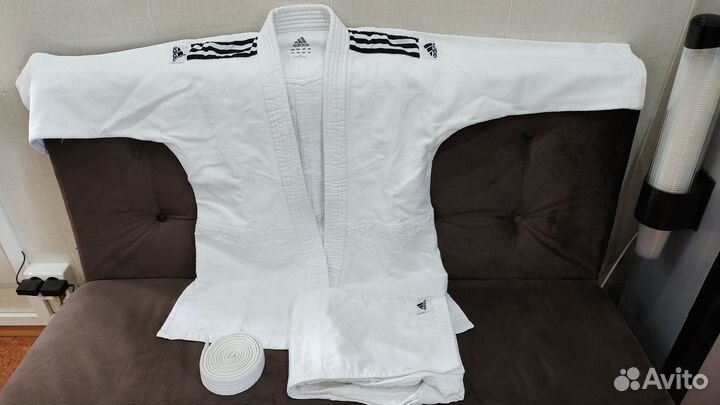 Кимоно для Дзюдо adidas