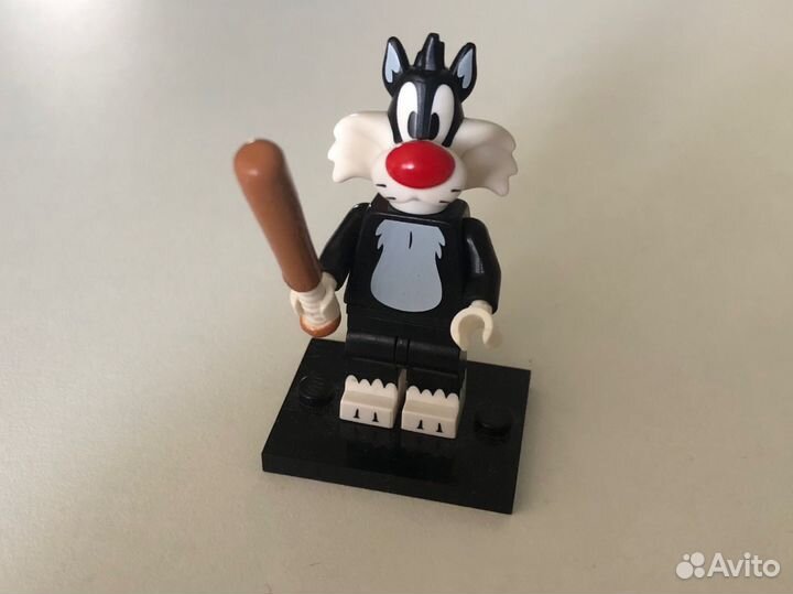 Lego минифигурка Сильвестр