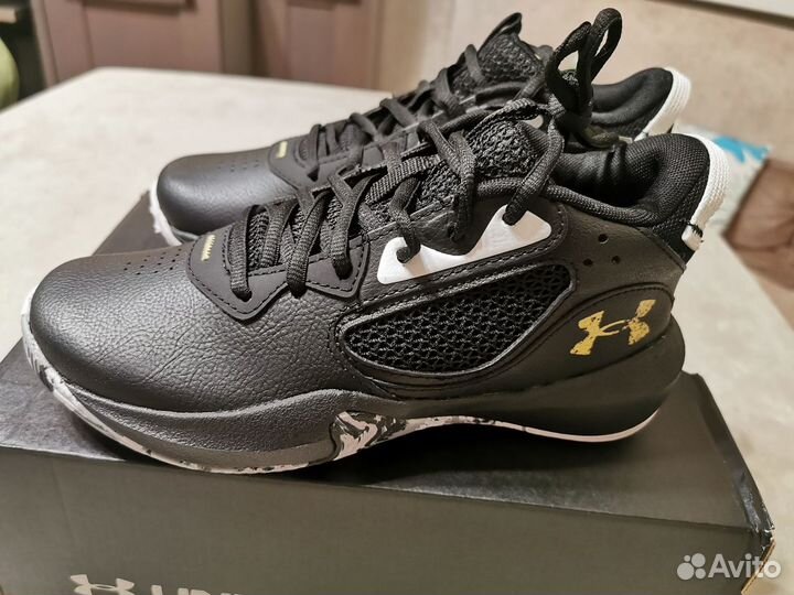 Детские баскетбольные кроссовки under armour 36,5