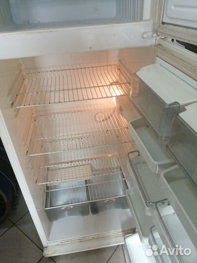 Холодильник бу Минск мхм-2706 на запчасти