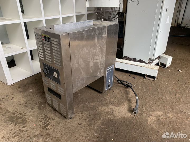 Тостер конвейерный Roundup модель VCT-2000