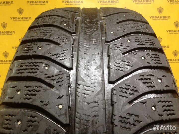 Bridgestone Ice Cruiser 7000 215/60 R16 95T