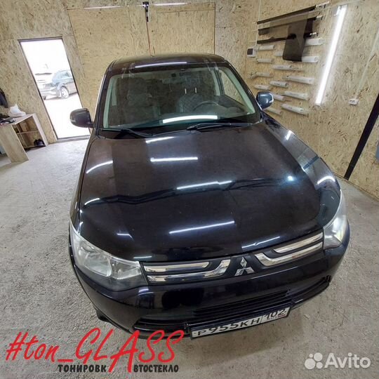 Лобовое стекло на Mitsubishi Outlander в Уфе