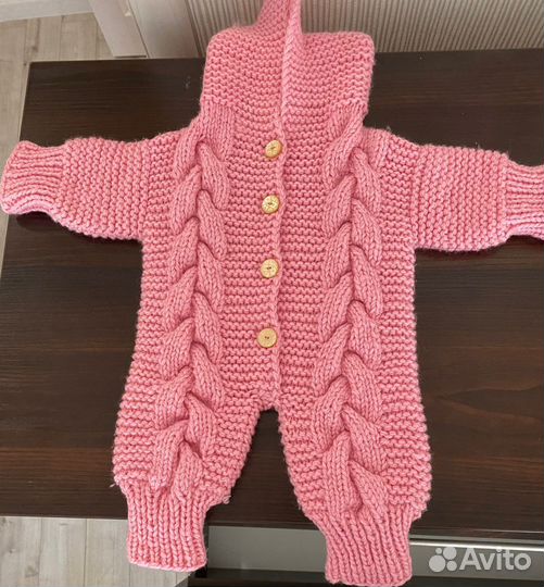 Вязанный комплект для девочки