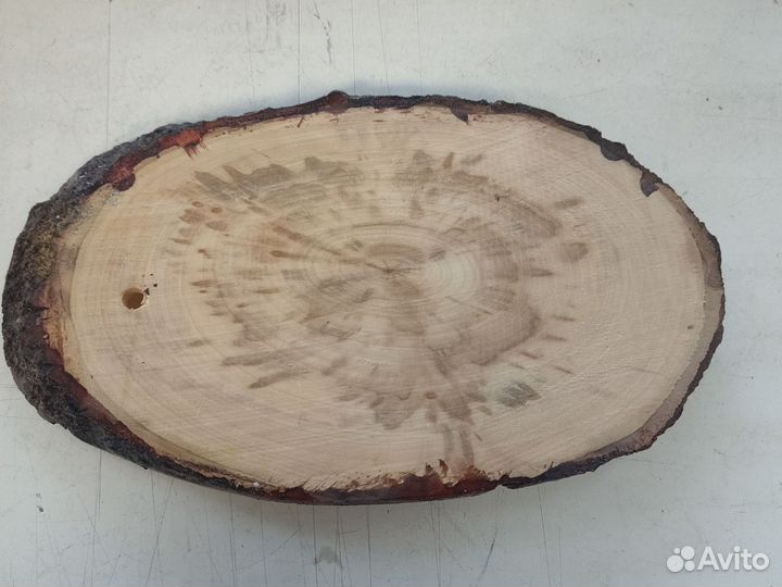 Картина на спиле дерева, янтарная мозаика