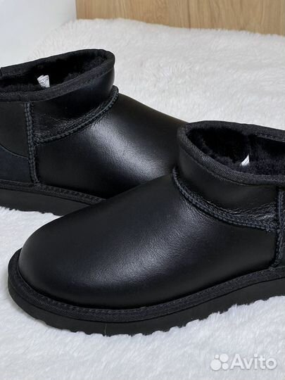 Женские Угги Ugg Classic Ultra Mini Metallic Black