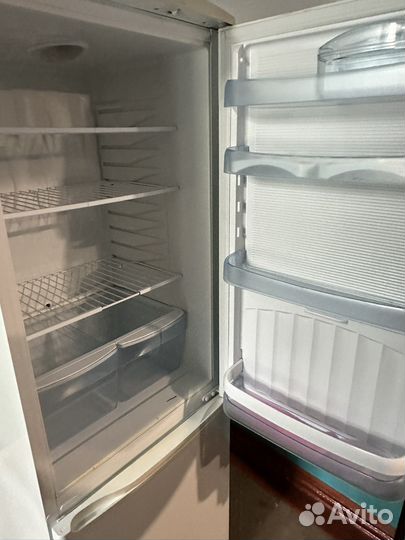Холодильник б/у