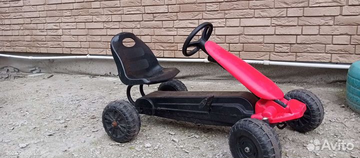 Детский велосипед (велокарт)