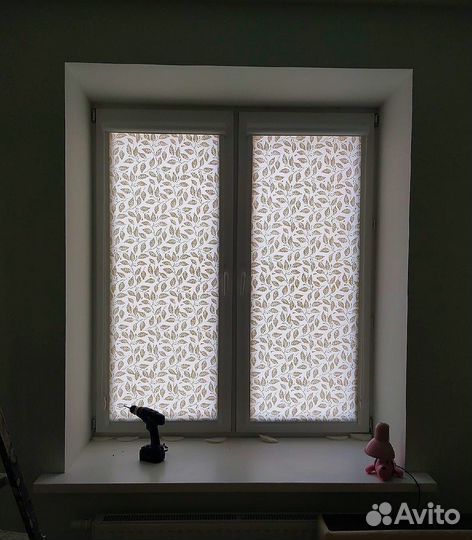 Рулонные шторы для коммерческого помещения