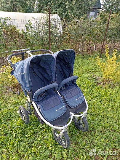 Коляска для двойни Bumbleride