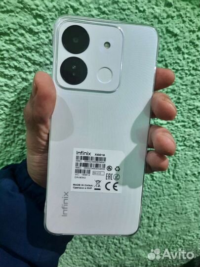 Мобильные телефоны