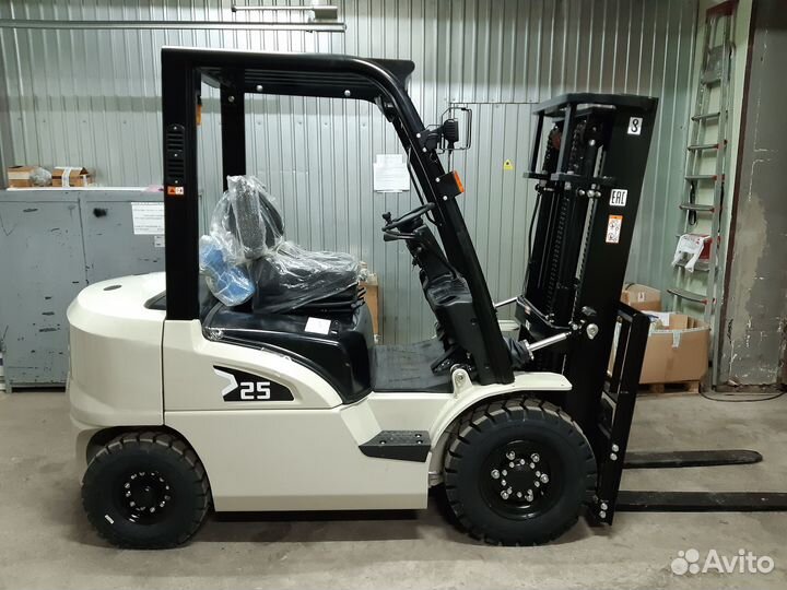 Вилочный погрузчик TFN CPCD25-XRW10, 2023