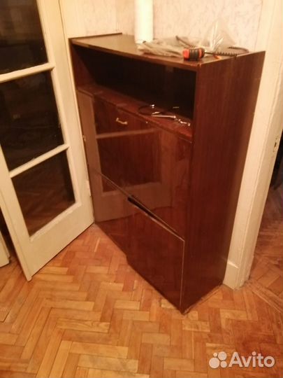 Шкаф секретер лакированный фасад