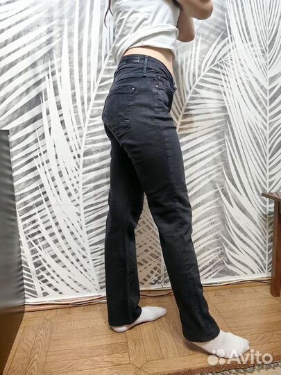 Джинсы