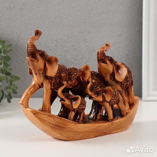 Сувенир полистоун 'Пять слонов с попоной на подста