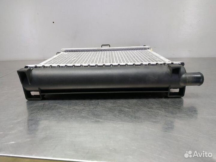 Радиатор охлаждения двигателя Mersedes-Benz