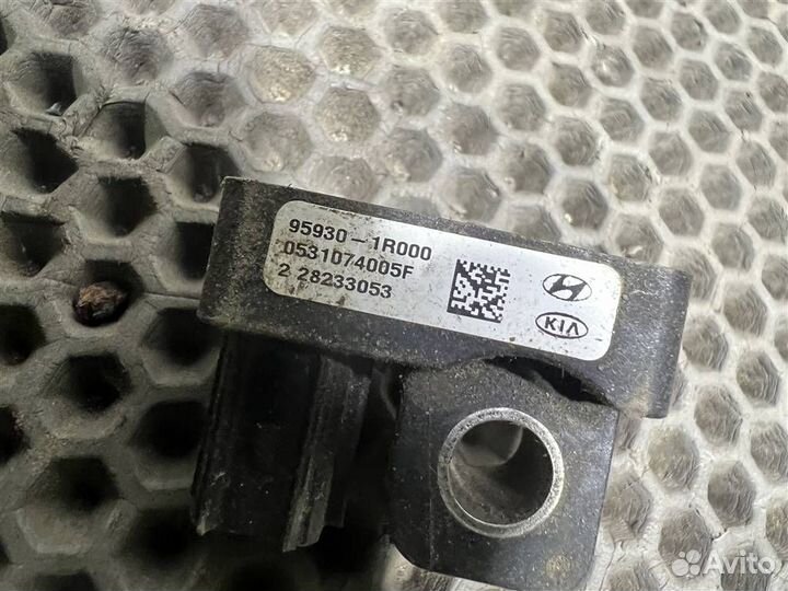 Датчик AIR BAG Hyundai Solaris 2010-2014