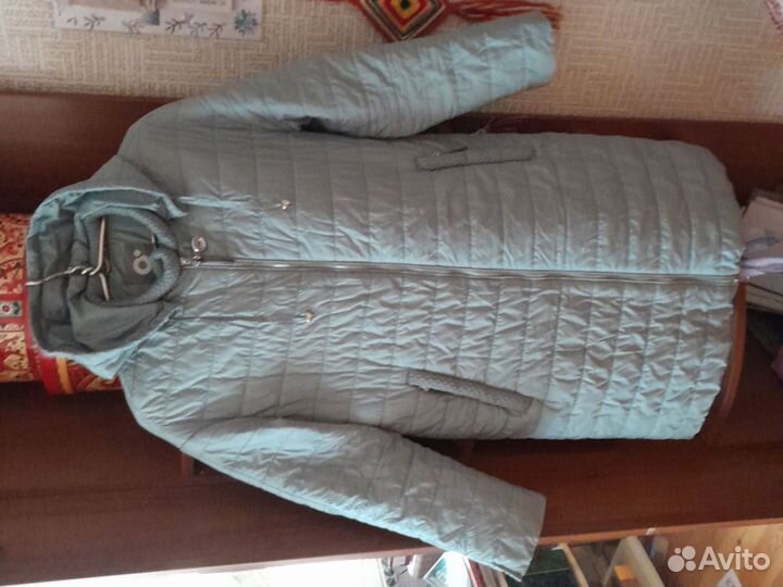 Демесезонное пальто 52