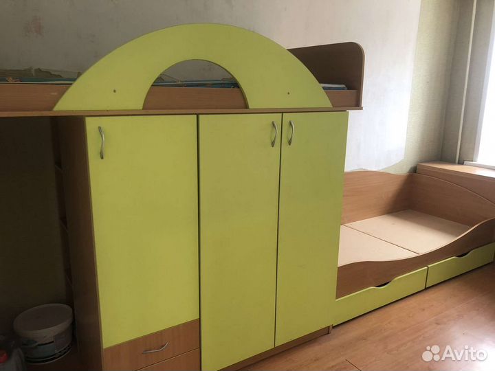 Набор детской мебели