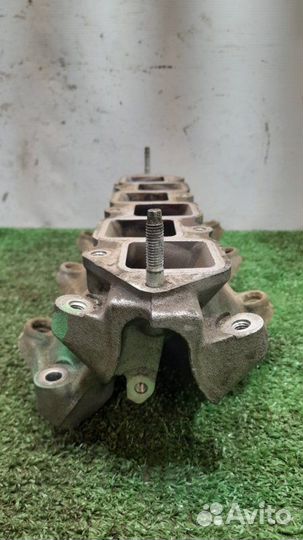 Впускной коллектор Infiniti Fx35 S51 3.5 VQ35HR