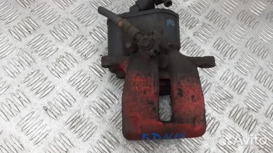 Суппорт тормозной задний правый volkswagen passat