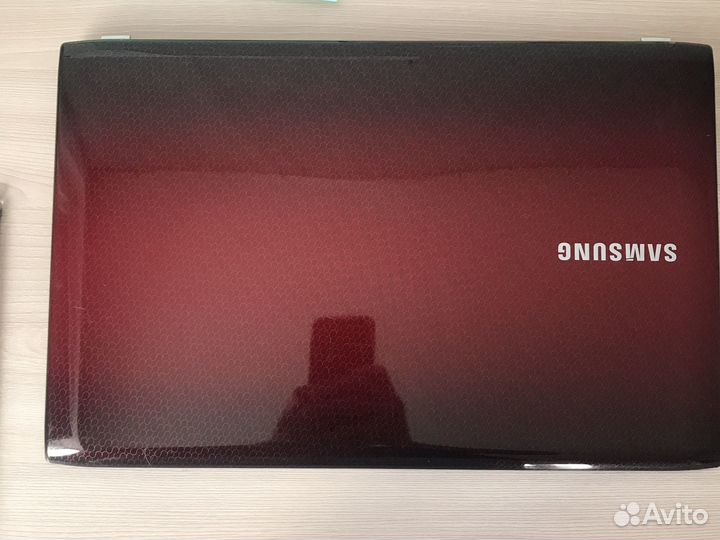 Крышка матрицы для ноутбука samsung R730