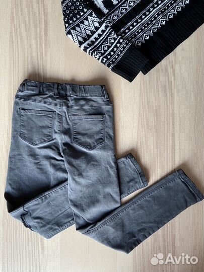 Комплект одежды на девочку 134