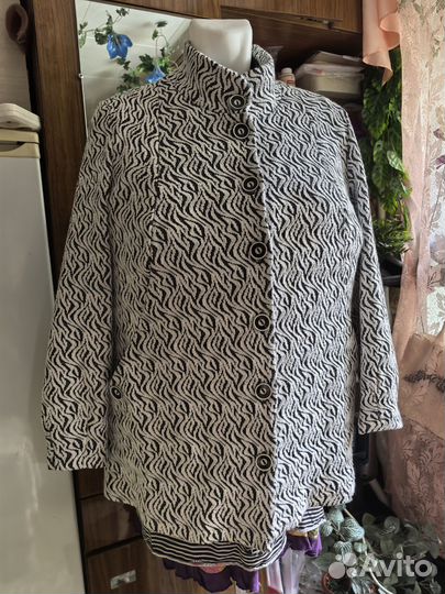 Пальто женское демисезонное 56 58 размер,пиджак 62