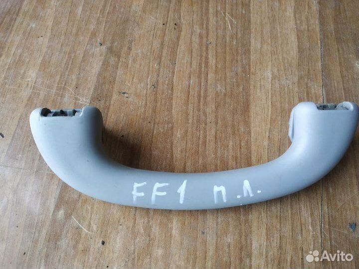 Ручка потолочная передняя левая Ford Focus 1 1.8