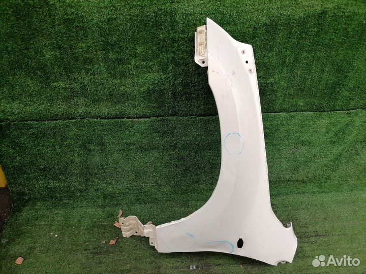 Крыло переднее левое Suzuki Grand Vitara TD54 TD54