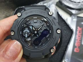 Часы Casio G-Shock GA-2200BB-1A