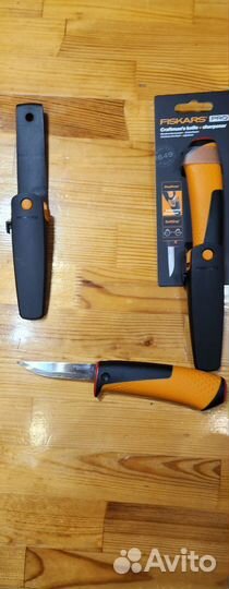 Нож fiskars