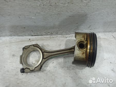 Поршень с шатуном Лексус