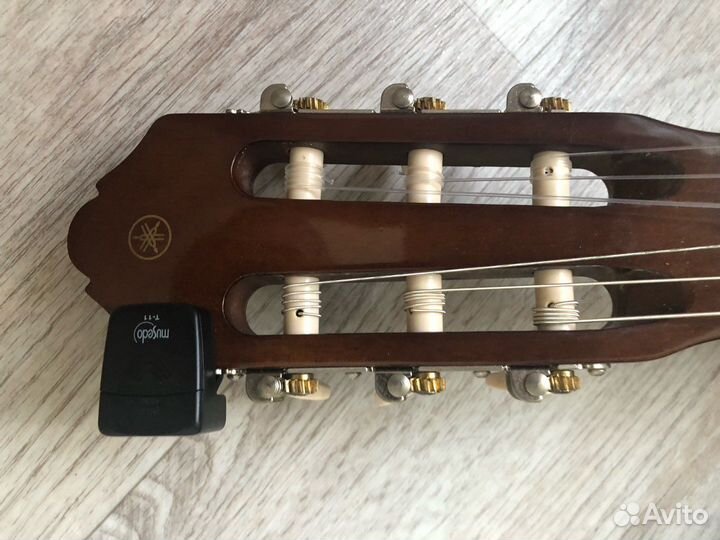 Гитара yamaha C40